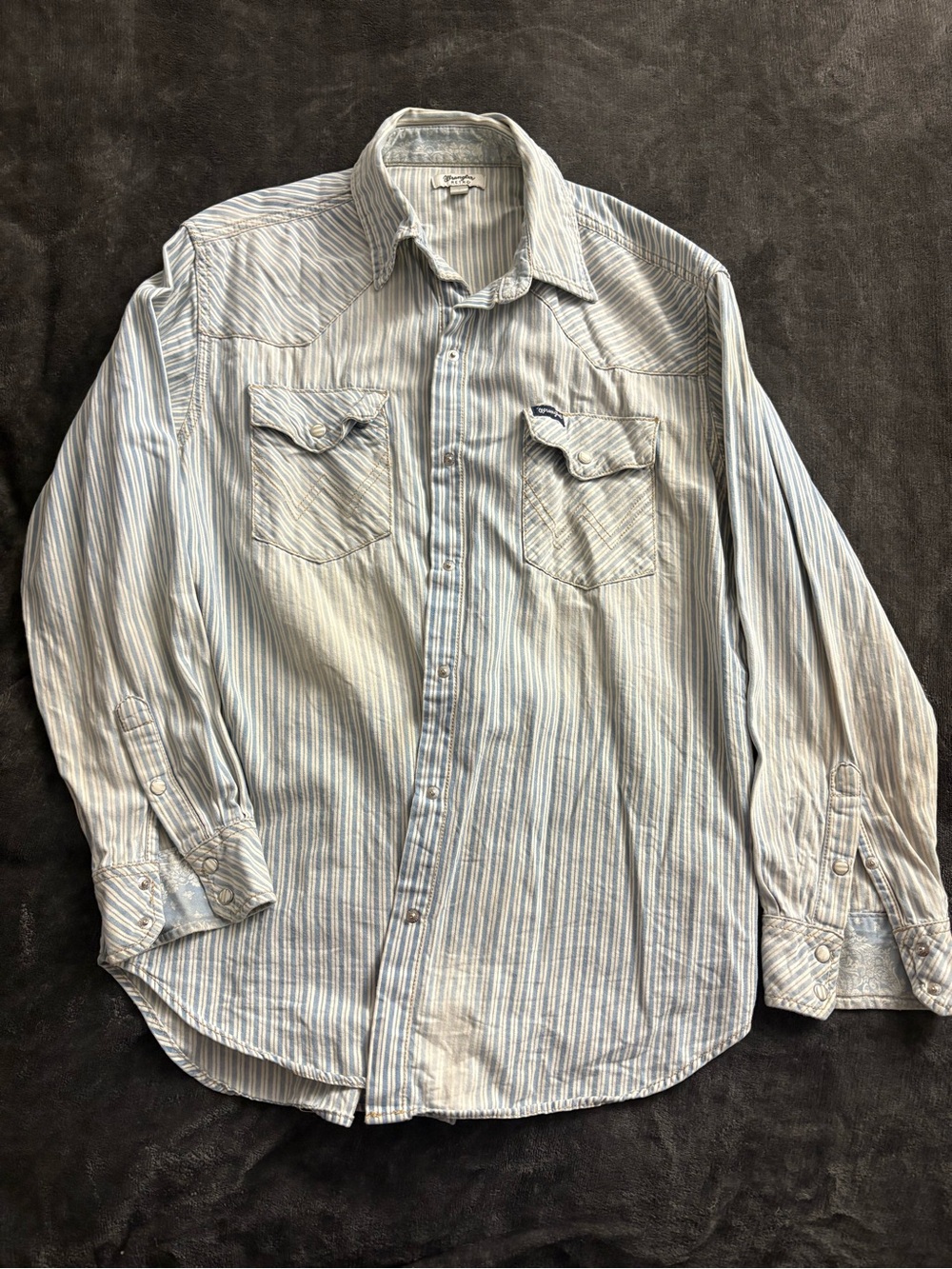 Men's Light Blue & White Striped Casual Button-Down Shirt